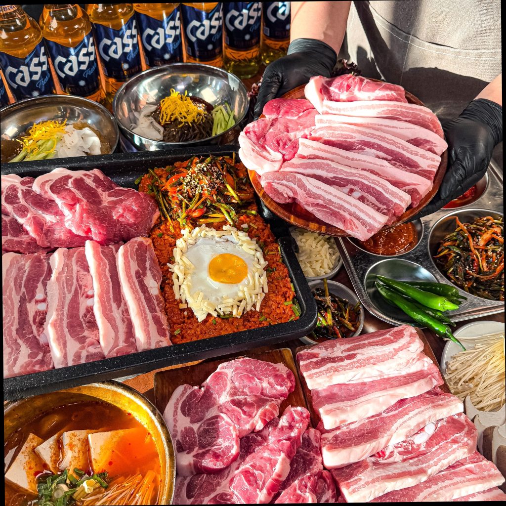 삼겹살집 다양한 고기
